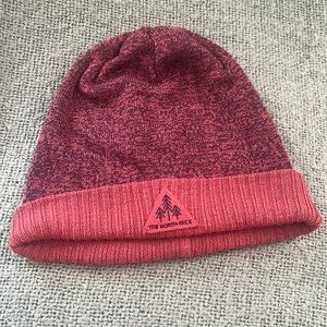 The North Face beanie/winter hat; red/maroon; The North Face Toboggan